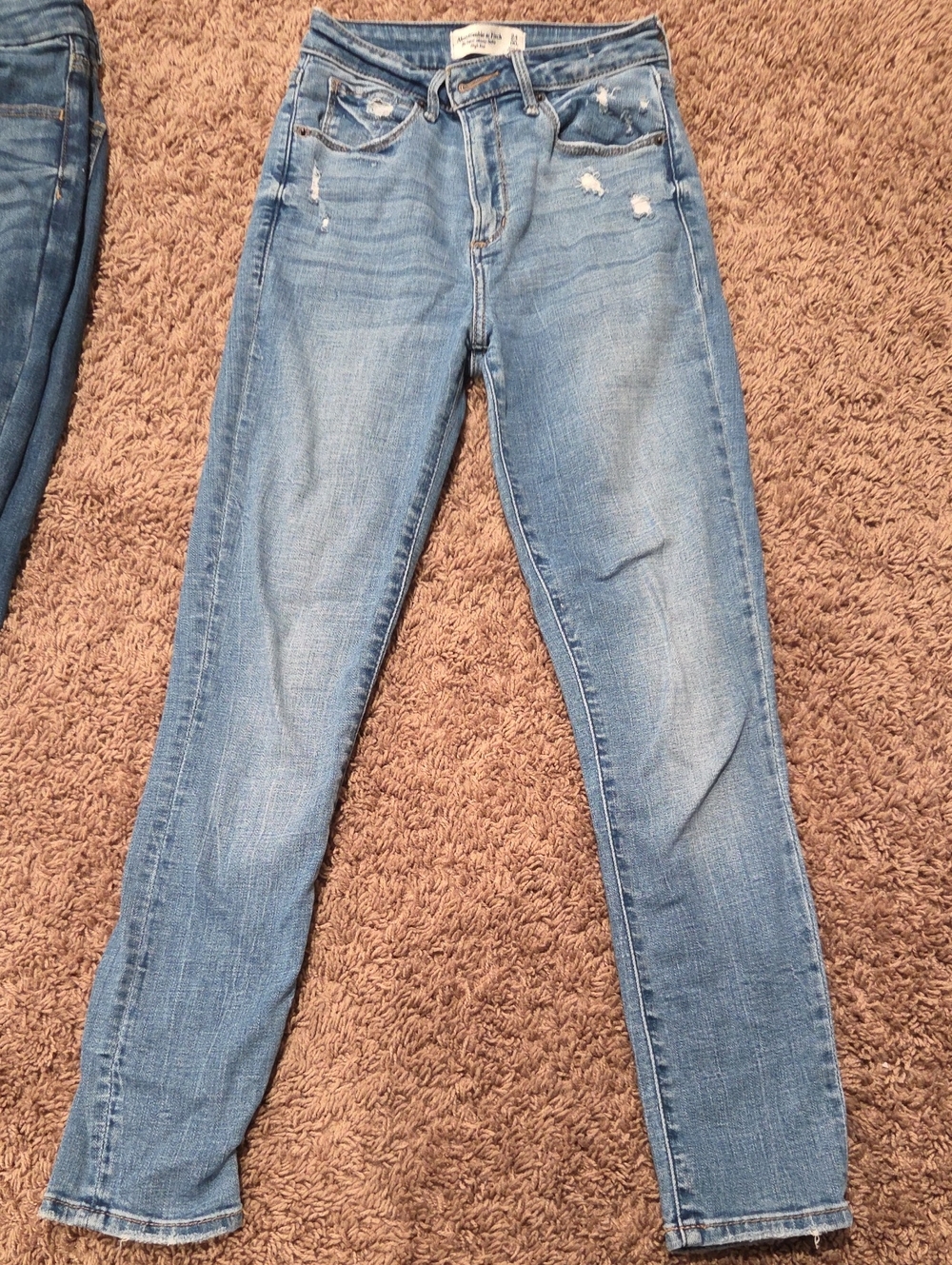 Abercrombie Medium Wash Distressed Women’s Jeans